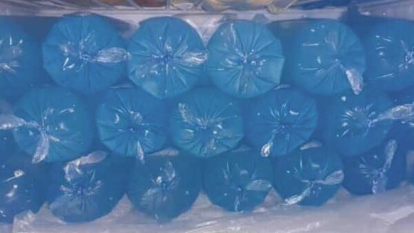 Con este calor, el hielo vale oro y es motivo de peleas