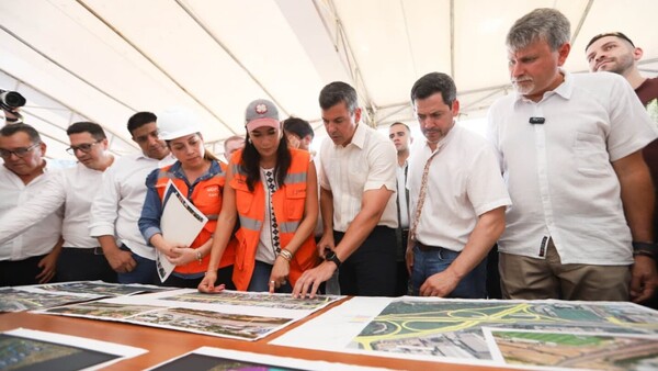 Peña da un espaldarazo a Claudia Centurión: “Vas a terminar como la mejor ministra”