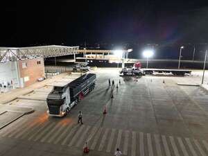 Buses de turismo podrían cruzar el puente de la Integración desde la segunda quincena de enero - ABC en el Este - ABC Color