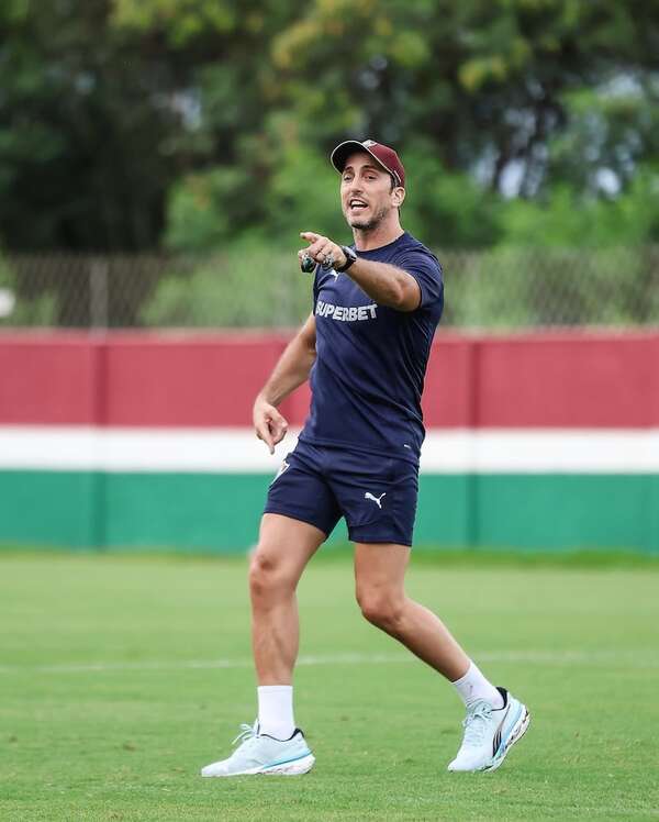 Luis Zubeldía se someterá a una cirugía cardiovascular - Fútbol Internacional - ABC Color