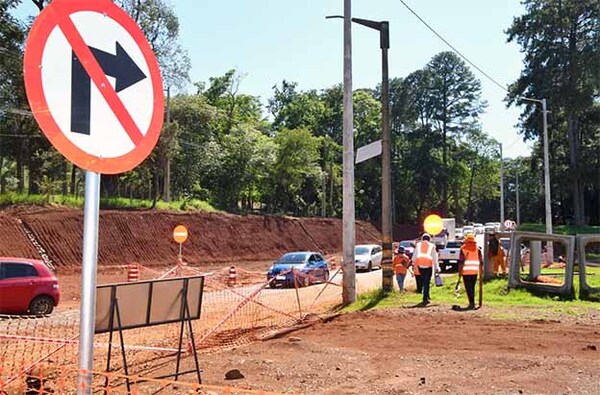 Mañana habrá cierre de la ruta PY02 en el Km 10 de CDE por obras del nuevo viaducto que construye Itaipú | DIARIO PRIMERA PLANA