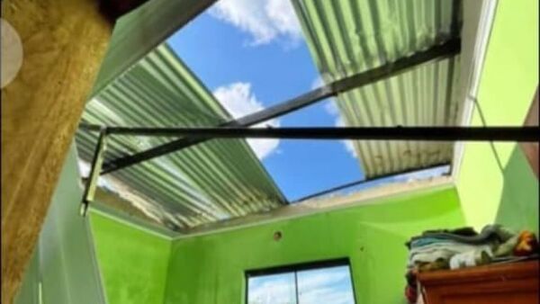 Temporal afecta a más de 30 viviendas en Carmelo Peralta y Concepción