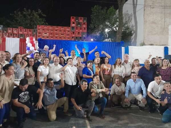 Oposición unida y cartistas divididos en San Lorenzo - Política - ABC Color