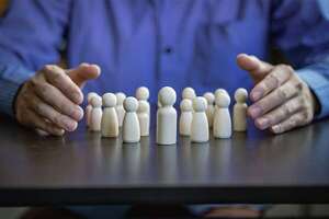 Una de cada tres empresas familiares en Paraguay supera la tercera generación - Negocios - ABC Color