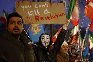 Recrudecen las protestas contra el régimen de Irán desatadas por crisis económica - Mundo - ABC Color