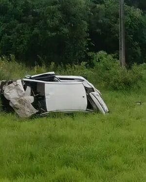 Trágico accidente en Sapucai deja dos policías fallecidos y una mujer herida - Concepción al Día