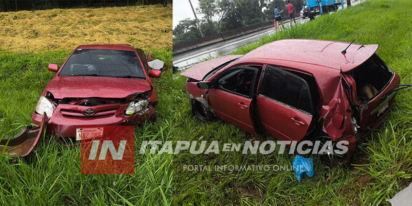 DAÑOS MATERIALES TRAS CHOQUE DE VEHÍCULO CONTRA COLUMNA DE LA ANDE EN ENCARNACIÓN