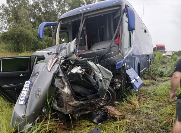 Trágico sábado: dos policías y un joven médico murieron en accidentes de tránsito