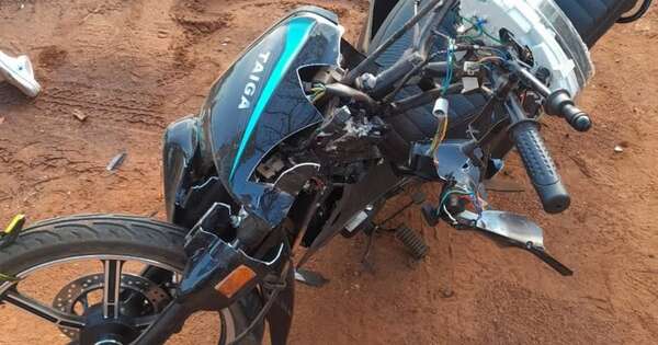 La Nación / Triple colisión en Limpio deja un motociclista muerto