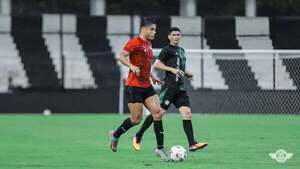 Libertad y Rubio Ñu ajustan piezas en un ensayo en La Huerta - Fútbol - ABC Color