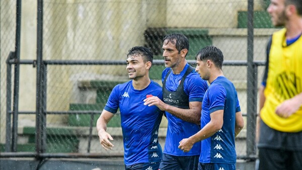 Gol de Roque y minutos para el chico de 13 años