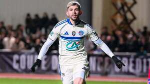 Doblete de Julio Enciso en la goleada del Estrasburgo