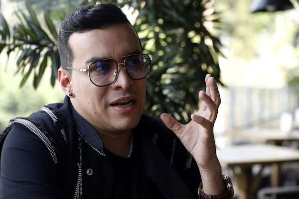 El cantante colombiano de música popular Yeison Jiménez fallece en accidente de avioneta - Mundo - ABC Color