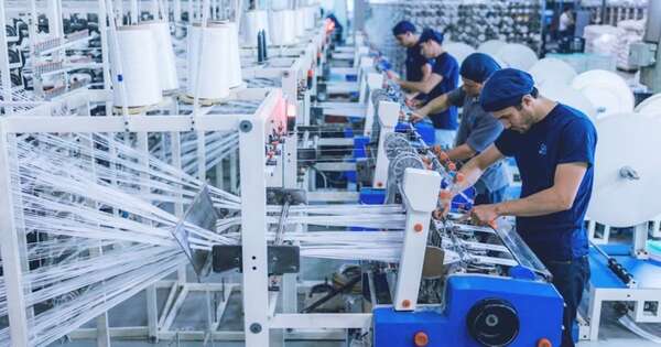 La Nación / Gobierno propondrá 400 acciones orientadas a facilitar trámites