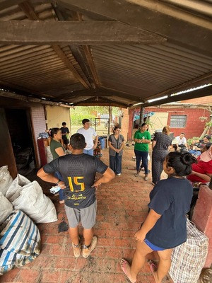 Gobernación de Boquerón asiste a familia indígena afectada por incendio en