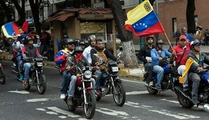 EEUU alertó que colectivos chavistas armados están buscando ciudadanos norteamericanos en Venezuela tras la captura de Maduro - ADN Digital