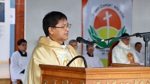 Sacerdote insta a autoridades a fomentar “liderazgo humilde” en Misa de Caacupé