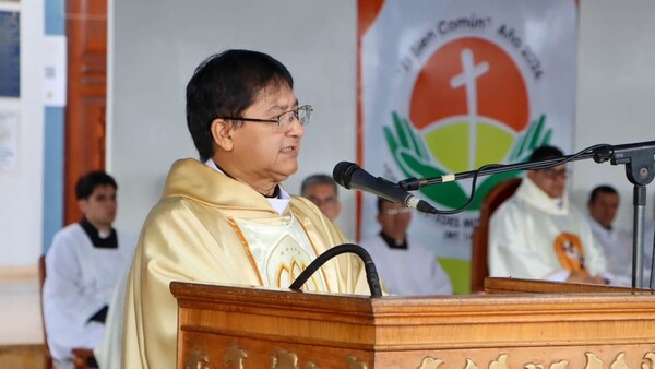 Sacerdote insta a autoridades a fomentar “liderazgo humilde” en Misa de Caacupé