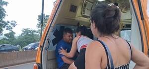 [VIDEO] Lapa fue a auxiliar a su ména de un accidente, ¿le pilló con la capillita?