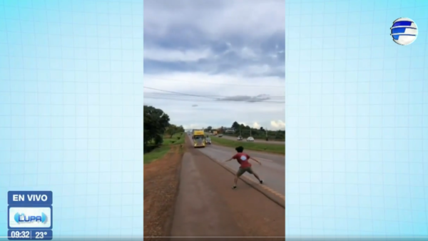 Peligrosas maniobras para "Tik Tok" en las rutas