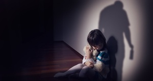 Niña de 12 años era abusada sistemáticamente por su hermano y quedó embarazada - trece