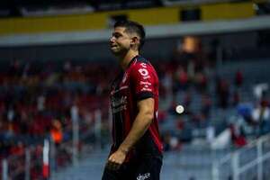 Manuel Capasso, de una obra de arte al “blooper” en su estreno con Atlas - Fútbol Internacional - ABC Color