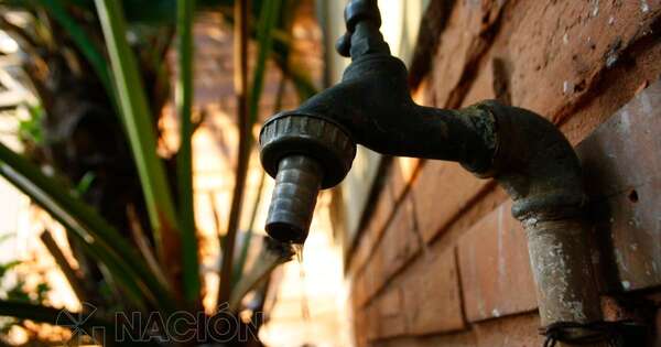 Diario HOY | Falta de agua en Puerto Botánico: Essap da la cara ante reclamos y explica motivo