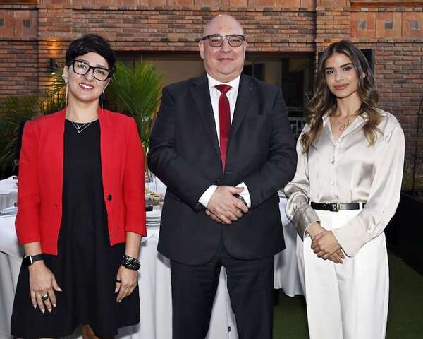 Líderes y expertos debatieron el futuro de la seguridad digital - Sociales - ABC Color