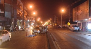 Peatón falleció atropellado sobre la avenida Defensores del Chaco | Unicanal