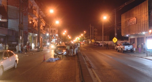 Peatón falleció atropellado sobre la avenida Defensores del Chaco | Unicanal