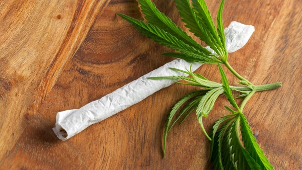 Humo de marihuana intoxicó a niña de 2 años en Pedro Juan Caballero