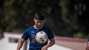 Fabrizio Jara está para seguir jugando en Nacional