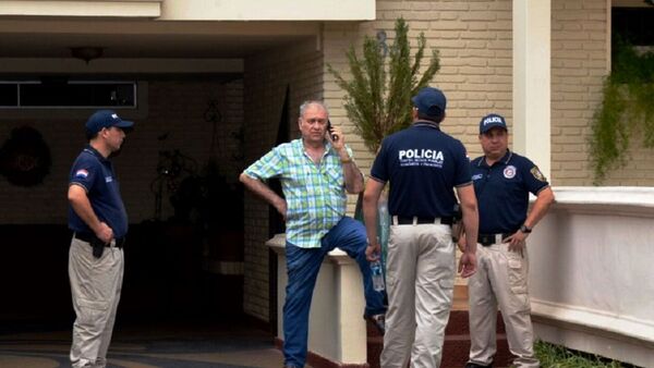 Señalan a hermano juez de Beto Ovelar por denegar peritaje de celulares de RGD