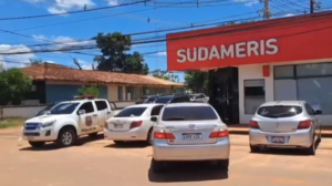 Delincuentes se llevan más de 100 millones de guaraníes de un comerciante - trece