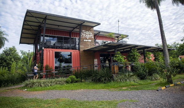 Frutería Paraguarí amplía su modelo de negocio con gastronomía, hotel y artesanías