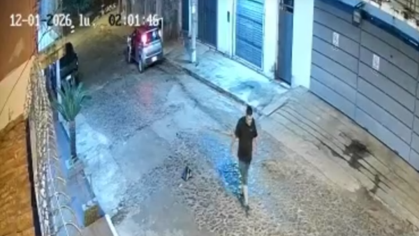 Piden ayuda para localizar a conductor que atropelló a motociclista en Asunción y huyó