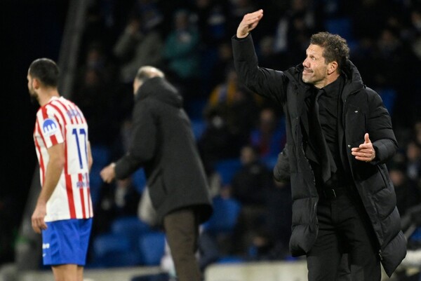 Simeone pide disculpas a Vinicius tras altercado de la Supercopa