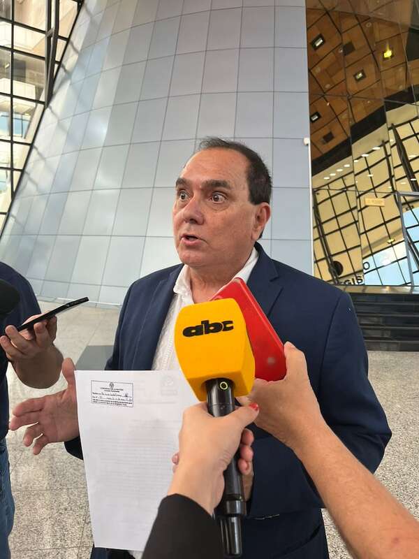 Reforma de la Caja Fiscal: Sindicato de directores pide audiencia y advierte que “se viene la noche” - Nacionales - ABC Color