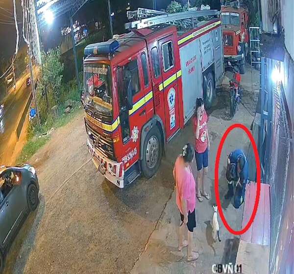 Video: así bomberos salvaron la vida a una niña que se atragantó con un juguete - Nacionales - ABC Color