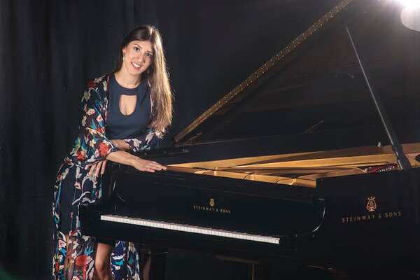 Chiara D’Odorico lleva la música paraguaya al mundo como un acto de identidad y memoria - Música - ABC Color