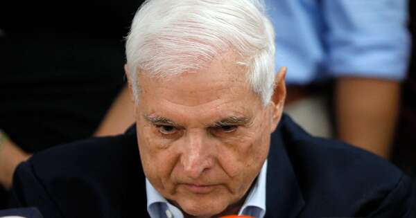 La Nación / Expresidente panameño se declara “inocente” en juicio de Odebrecht