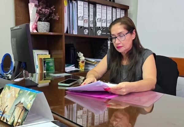 Madrastra de Johana Vega niega bienes declarados