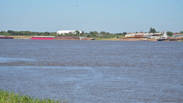 Ediles colorados aprobaron concesión de tierras a amarradero que opera en el Banco San Miguel