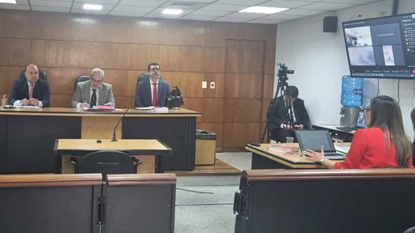 Juicio a ex comisarios stronistas entra en su fase final tras ocho años - ADN Digital