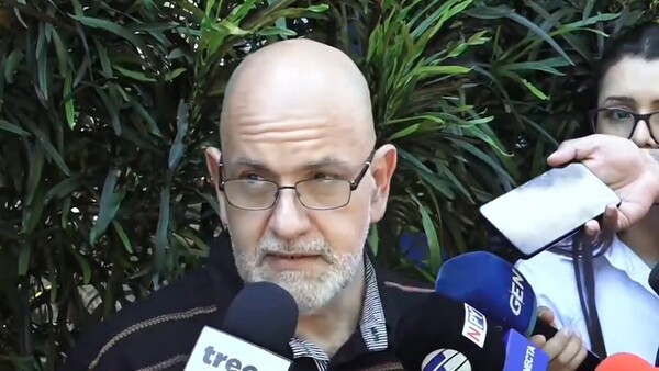 Caso de doble feminicidio: Autopsia revela 25 heridas de cuchillo en la pareja y muerte agónica de la niña