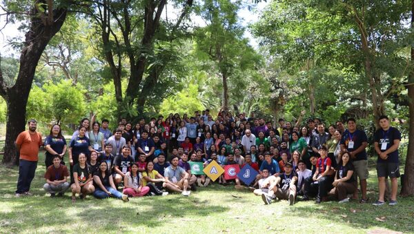 Jóvenes deben ser “luz y sal” en la Iglesia y traer transparencia - Portal Digital Cáritas Universidad Católica