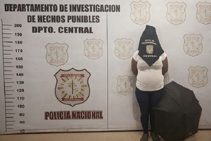 Detienen en Luque a la conocida “dama del paraguas” por varios robos en viviendas
