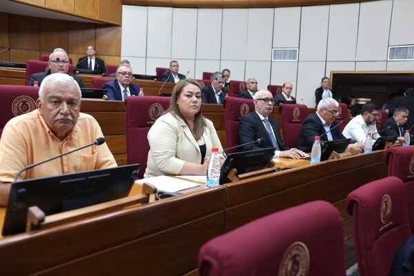 Reforma de la Caja Fiscal: suboficiales rechazan aumento de años de aporte