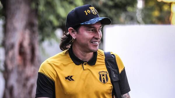 Bernay: "No creo que Fernando Fernández llegue para el debut"