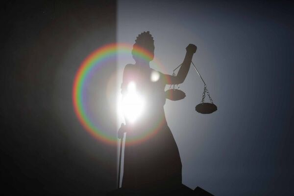 Implementación de formularios de fiscalización electrónica para documentos judiciales y notariales